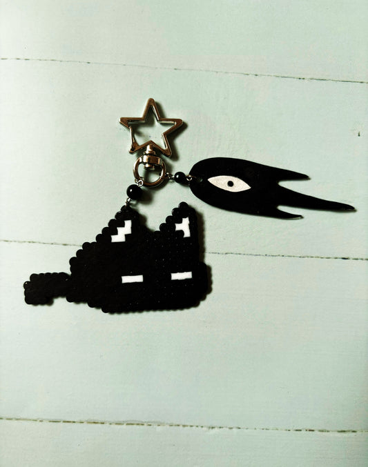 Mewo Omori Charm