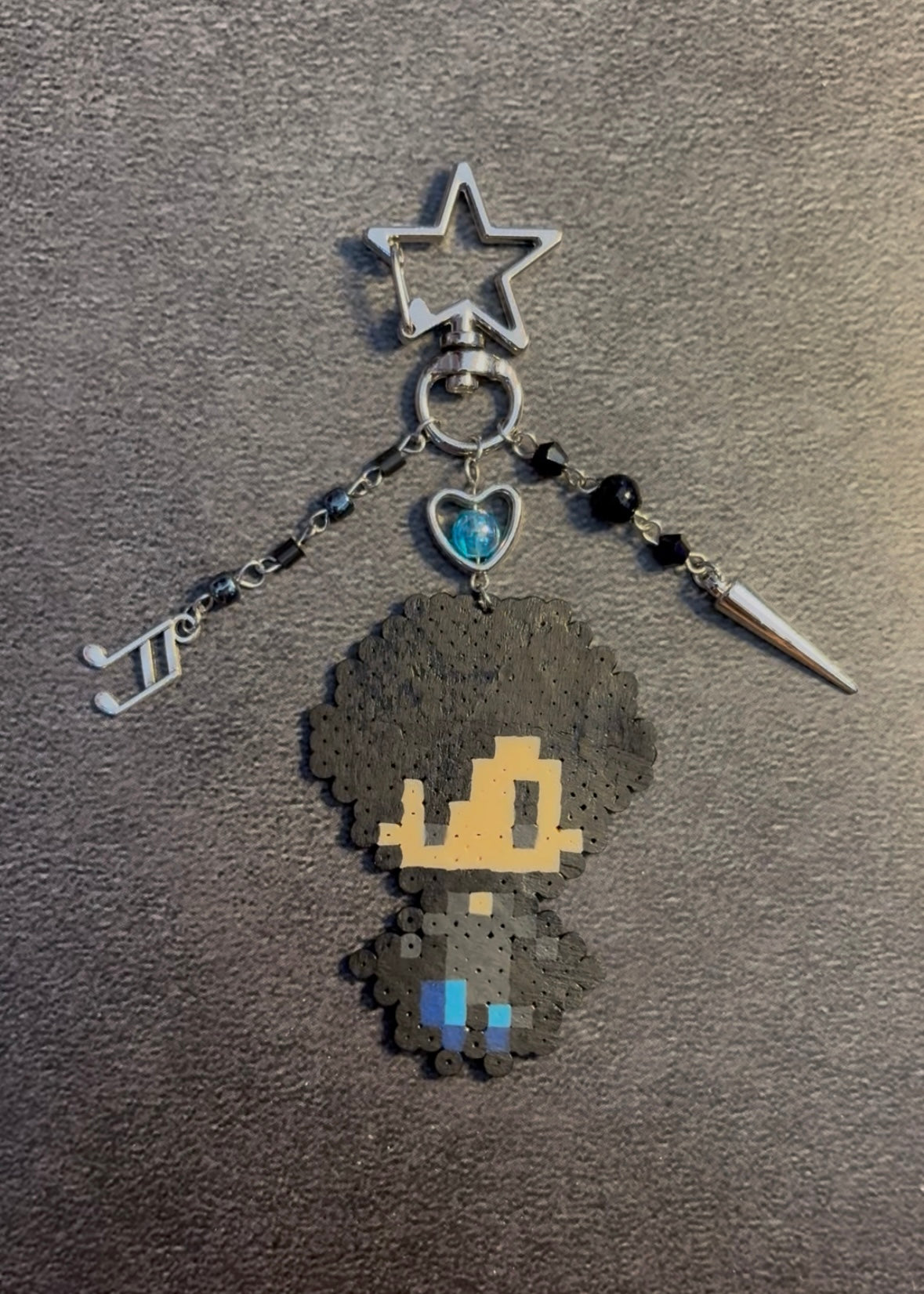 Alien Stage Keychains